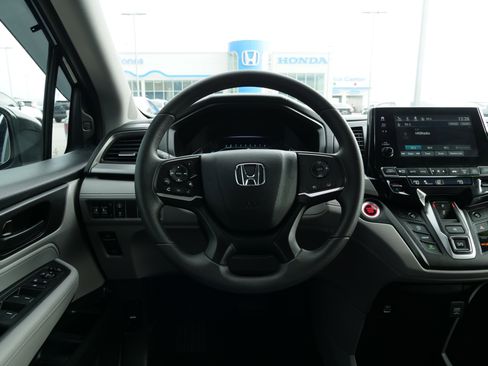 Used 2022 Honda Odyssey EX image 20