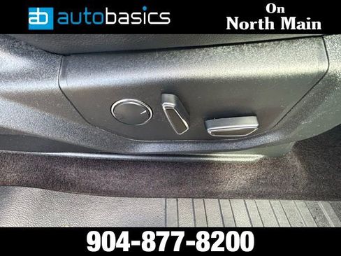 Used 2017 Ford F150 XLT w/ Equipment Group 302A Luxury image 18