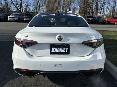 New 2025 Alfa Romeo Giulia AWD w/ Driving Assist Package image 16