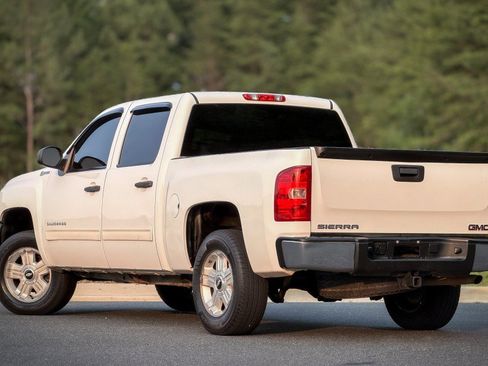 Used 2010 Chevrolet Silverado 1500 4x4 Crew Cab Hybrid image 9