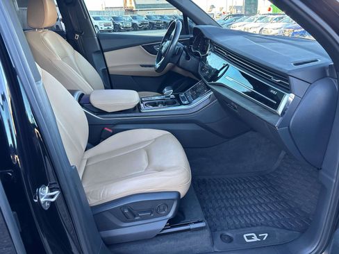 Used 2021 Audi Q7 3.0T Premium Plus w/ Executive Package image 17