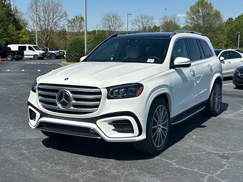 New 2026 Mercedes-Benz GLS 450 4MATIC image 3