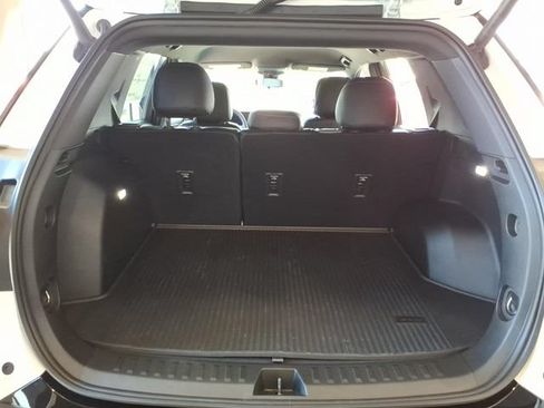 New 2026 GMC Terrain AT4 w/ LPO, Floor Liner Package AWD/4WD image 9