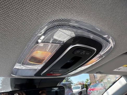 Used 2025 Hyundai Elantra Limited w/ Cargo Package FWD image 31
