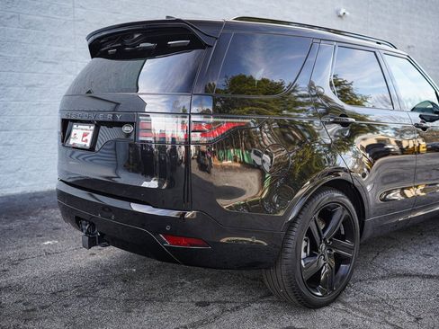 Used 2023 Land Rover Discovery S R-Dynamic image 14
