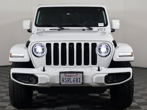 Used 2021 Jeep Wrangler Unlimited Sahara image 2