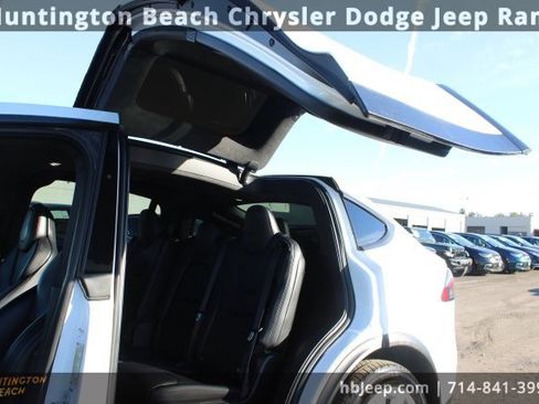 Used 2019 Tesla Model X Performance image 35