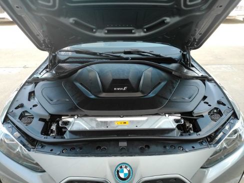 Used 2023 BMW i4 eDrive40 w/ Premium Package RWD image 57