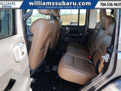 Used 2021 Jeep Wrangler Unlimited Sahara image 31
