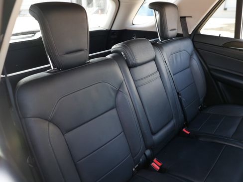 Used 2016 Mercedes-Benz GLE 400 4MATIC image 17