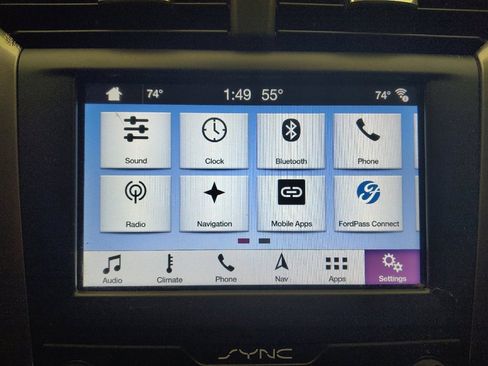 Used 2019 Ford Fusion SE image 25