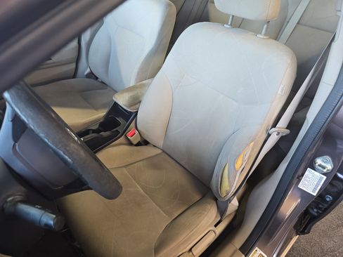 Used 2012 Honda Civic LX image 17