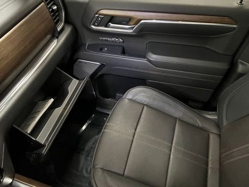 Used 2023 Chevrolet Silverado 1500 High Country w/ High Country Premium Package image 36