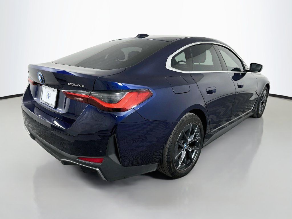 Used 2023 BMW i4 eDrive40 w/ Premium Package RWD image 5