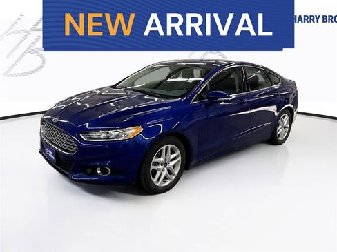 Used 2015 Ford Fusion SE w/ Equipment Group 202A FWD image 1