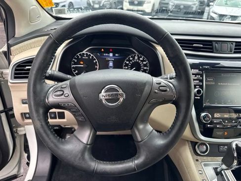 Used 2020 Nissan Murano SL w/ Moonroof Package AWD/4WD image 11