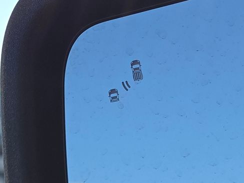 Used 2021 Ford F150 XLT w/ Equipment Group 302A High AWD/4WD image 9