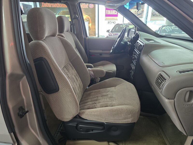 Used 2004 Pontiac Montana Extended w/ Convenience Package #1 FWD image 13