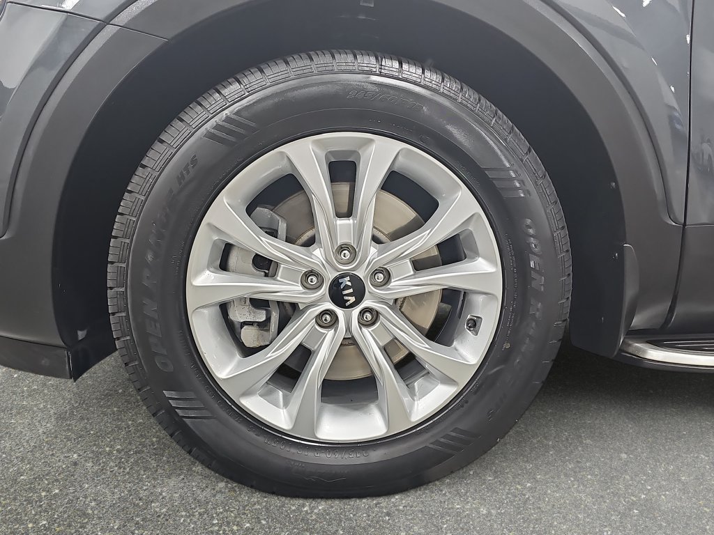 Used 2021 Kia Telluride LX AWD/4WD image 34