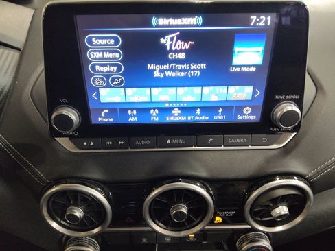 Used 2024 Nissan Sentra SV FWD image 25