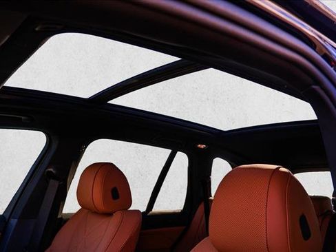 New 2026 BMW X5 xDrive50e w/ M Sport Package image 11