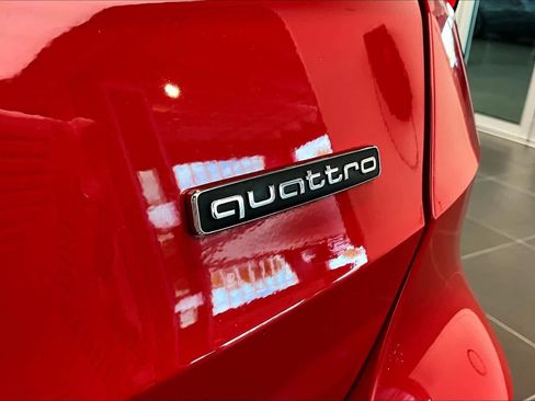 Used 2022 Audi Q3 2.0T Premium w/ Convenience Package image 17