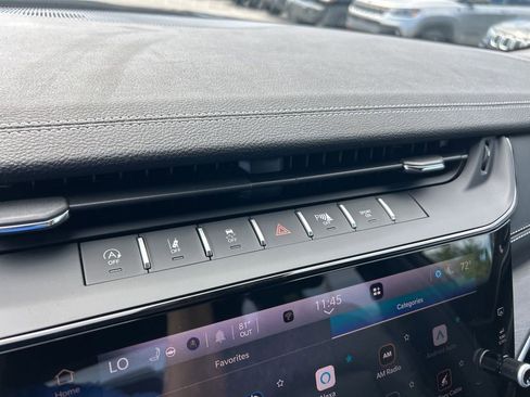 New 2026 Jeep Grand Cherokee Limited RWD image 39