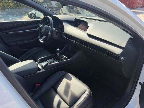 Used 2024 MAZDA MAZDA3 s FWD image 12