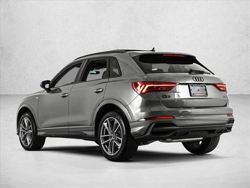 New 2025 Audi Q3 2.0T Premium image 8