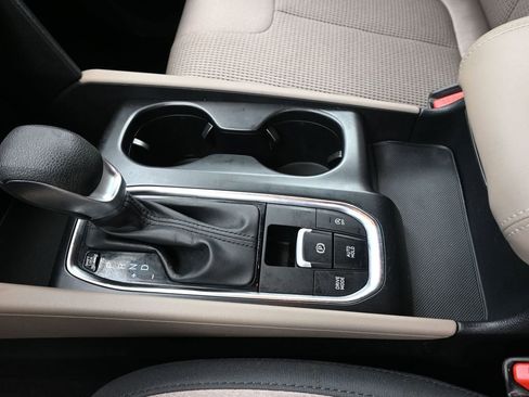 Used 2020 Hyundai Santa Fe SEL image 14