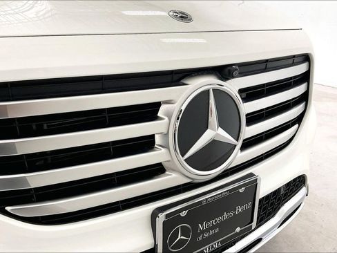 Used 2026 Mercedes-Benz GLB 250 4MATIC image 30
