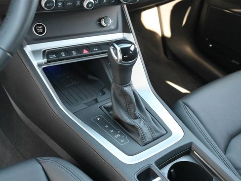 Certified 2025 Audi Q3 2.0T Premium Plus w/ Premium Plus Package image 11