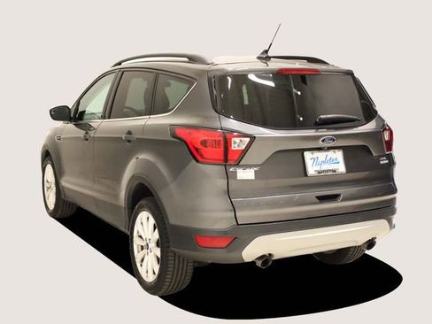 Used 2019 Ford Escape SEL image 8