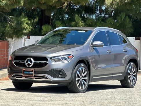 Certified 2023 Mercedes-Benz GLA 250 w/ Premium Package image 8
