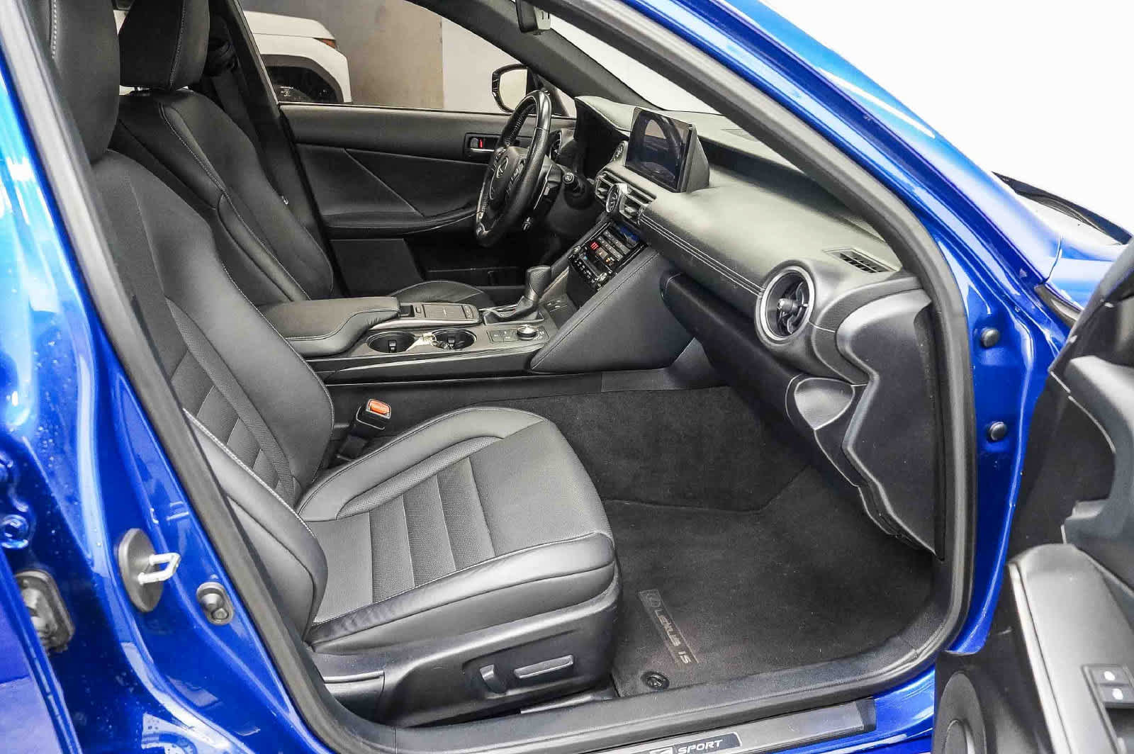 Used 2021 Lexus IS 350 F Sport w/ Navigation Package RWD image 17