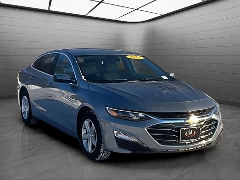Used 2023 Chevrolet Malibu LT FWD image 6