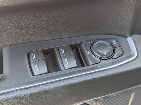 Used 2024 GMC Sierra 1500 Elevation image 25