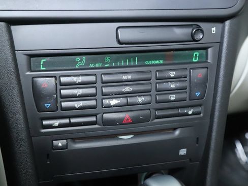 Used 2005 Saab 9-3 Linear FWD image 30