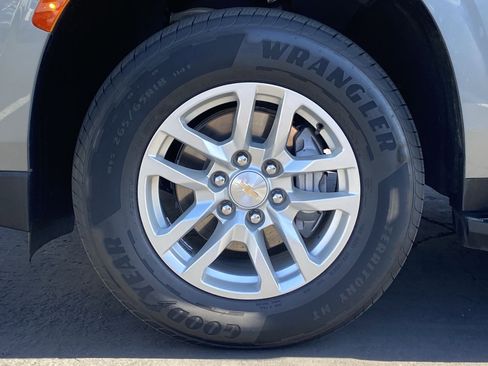 Used 2024 Chevrolet Tahoe LT image 36