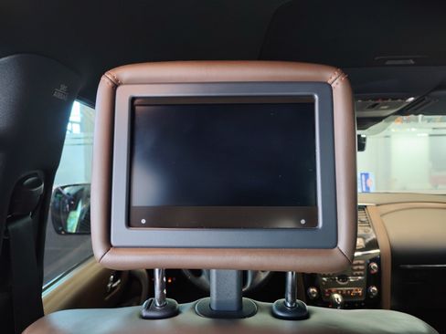 Used 2020 Nissan Armada Platinum w/ Platinum Reserve Package RWD image 36