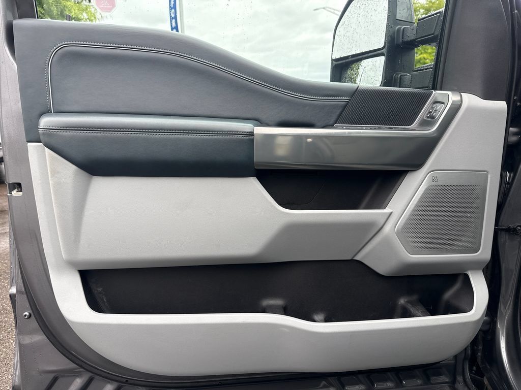 Used 2023 Ford F450 Limited w/ FX4 Off-Road Package AWD/4WD image 16