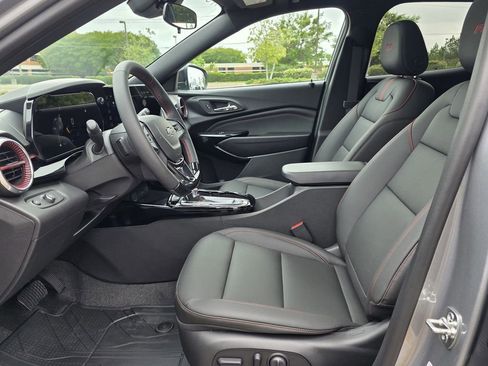 New 2026 Chevrolet Trax RS w/ Sunroof Package FWD image 22