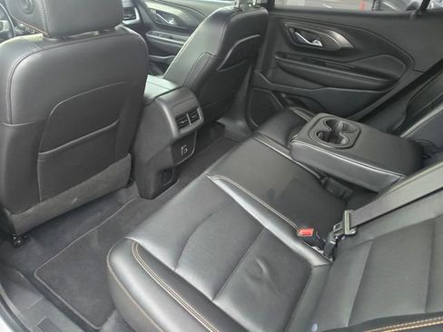 Used 2021 GMC Terrain SLT w/ Infotainment Package II FWD image 13