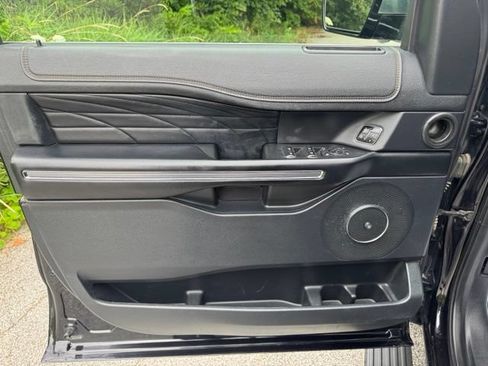Used 2019 Ford Expedition Max Platinum AWD/4WD image 8