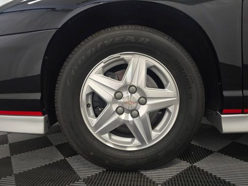 Used 2002 Chevrolet Monte Carlo SS w/ Preferred Equipment Group image 15