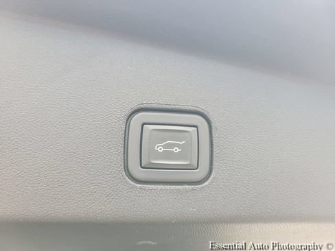 Certified 2024 Cadillac Lyriq Sport w/ LPO, Floor Liner Package AWD/4WD image 31