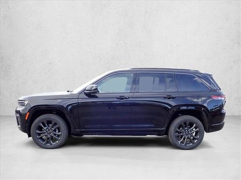 New 2026 Jeep Grand Cherokee Limited AWD/4WD image 2