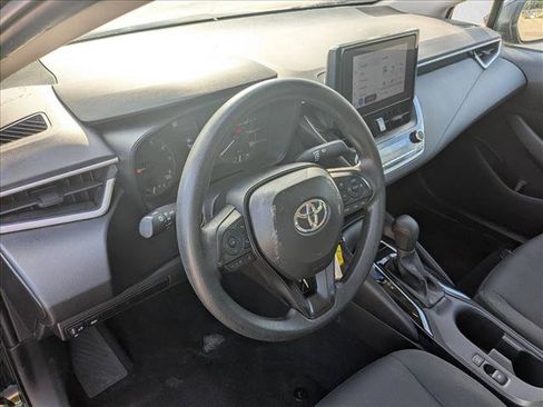Used 2024 Toyota Corolla LE FWD image 10