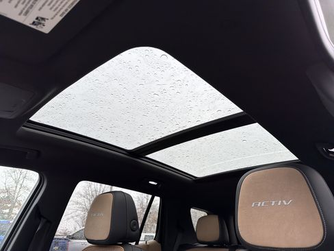 Certified 2026 Chevrolet Equinox ACTIV w/ Convenience Package III image 28