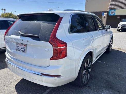 Used 2023 Volvo XC90 T8 Ultimate AWD/4WD image 2